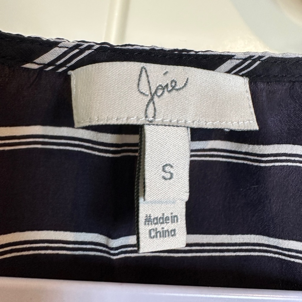 Joie black white striped 100% Silk Sleeveless Blouse top Small casual‎ resort - Picture 2 of 5